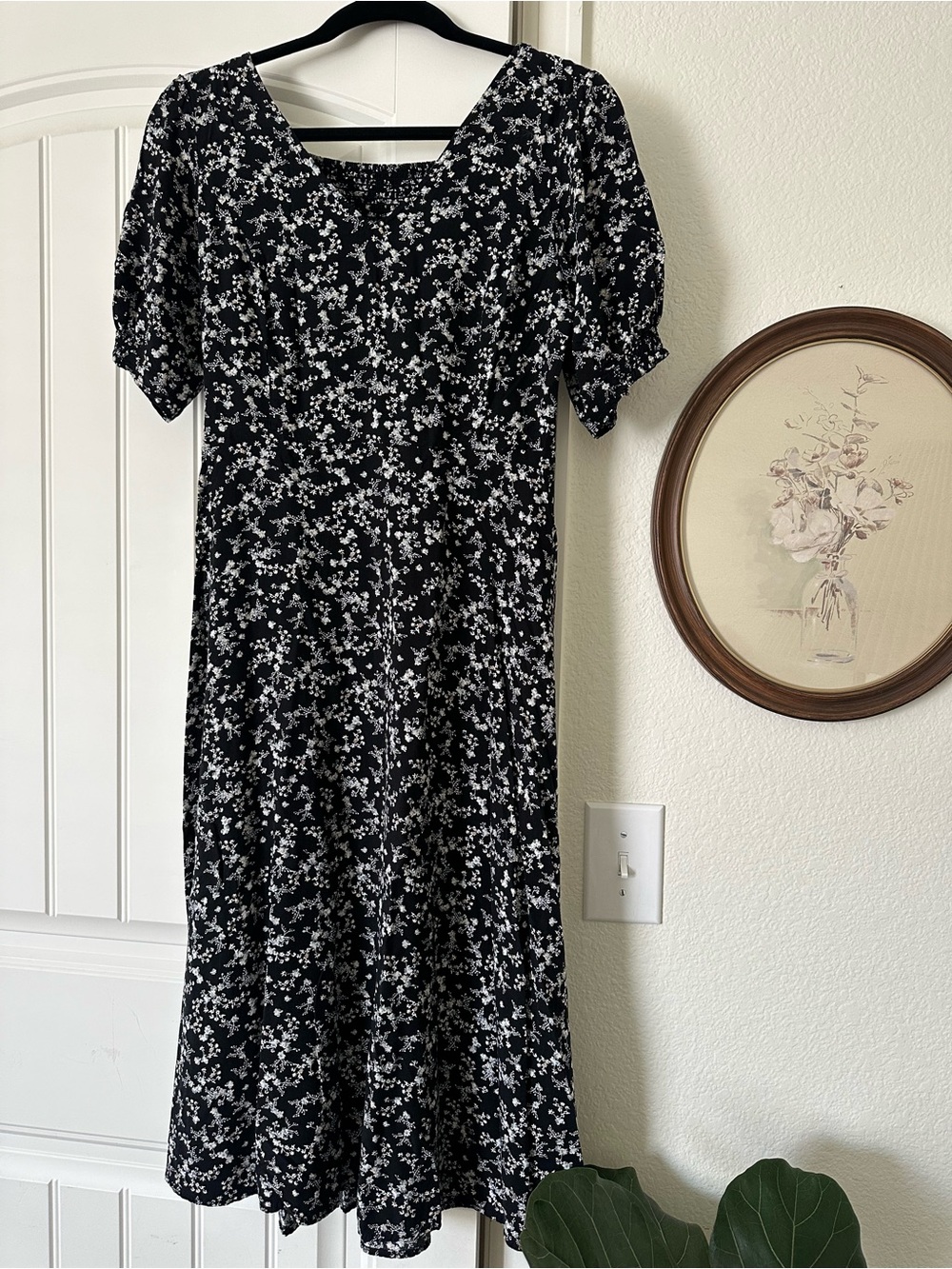 Old Navy Floral A Line Midi Dress Black Small